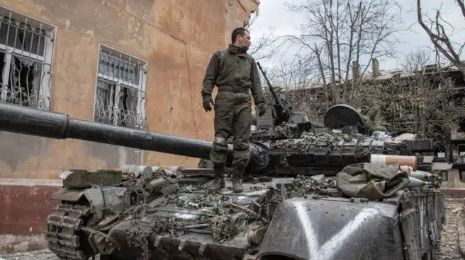 Inteligencia británica cree que Rusia ha sufrido "pérdidas devastadoras" entre sus oficiales jóvenes en Ucrania
