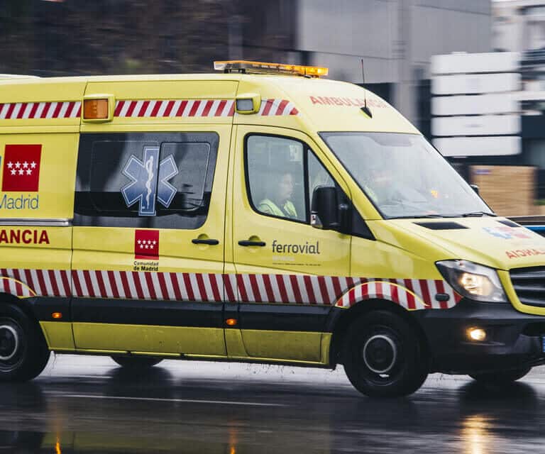 Muere un hombre de 29 años al  caer de un monopatín en Chiclana (Cádiz)