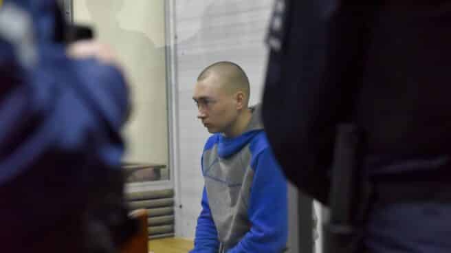 Vadim Shishimarim, durante el juicio por crímenes de guerra en Kiev. Vadim Shishimarim, durante el juicio por crímenes de guerra en Kiev.