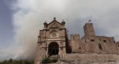 Los 22 monjes de Leyre abandonan el monasterio por el humo del incendio