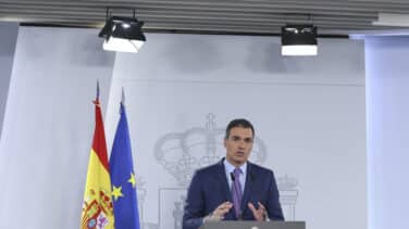 Sánchez apunta a las mafias como responsables del asalto a la valla de Melilla y defiende la actuación policial