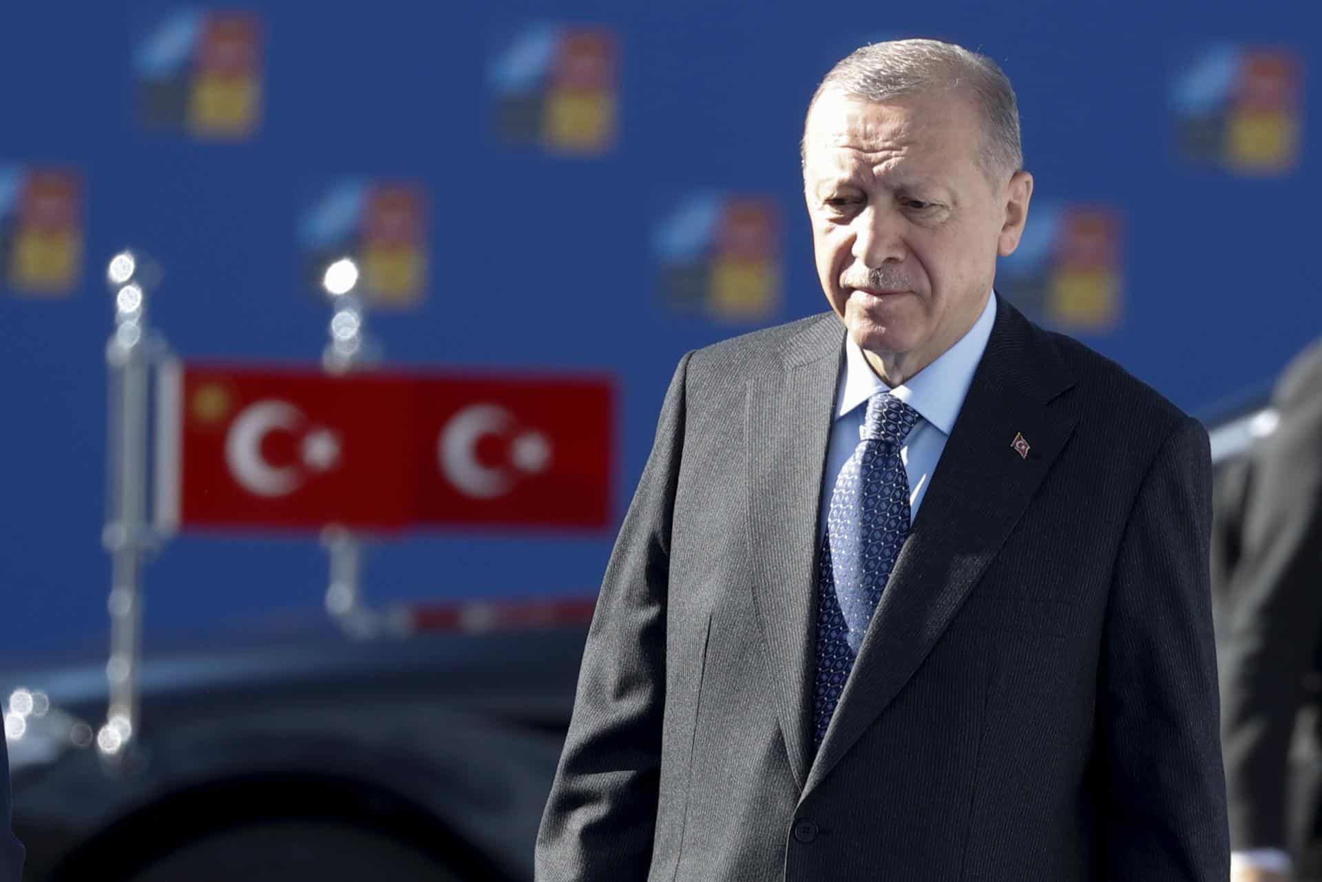Turquía pone precio al ingreso de  Suecia y Finlandia: la extradición de 73 "terroristas"
