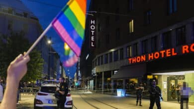 Investigan como ataque terrorista un tiroteo en una discoteca gay de Oslo que ha dejado dos muertos y 21 heridos