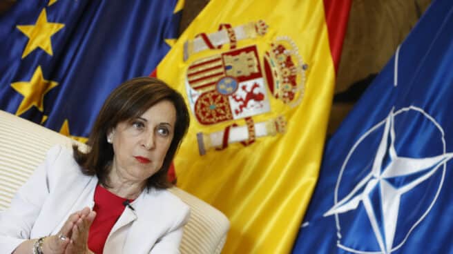 La ministra de Defensa, Margarita Robles, durante la entrevista mantenida con la Agencia Efe en Madrid.