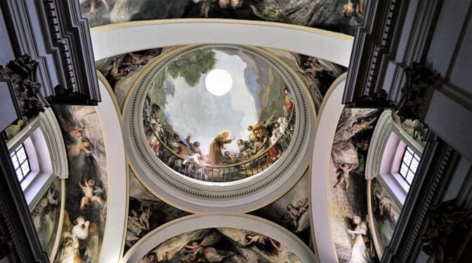 Desprendimientos y filtraciones: los frescos de Goya que se caen a trozos en una ermita de Madrid