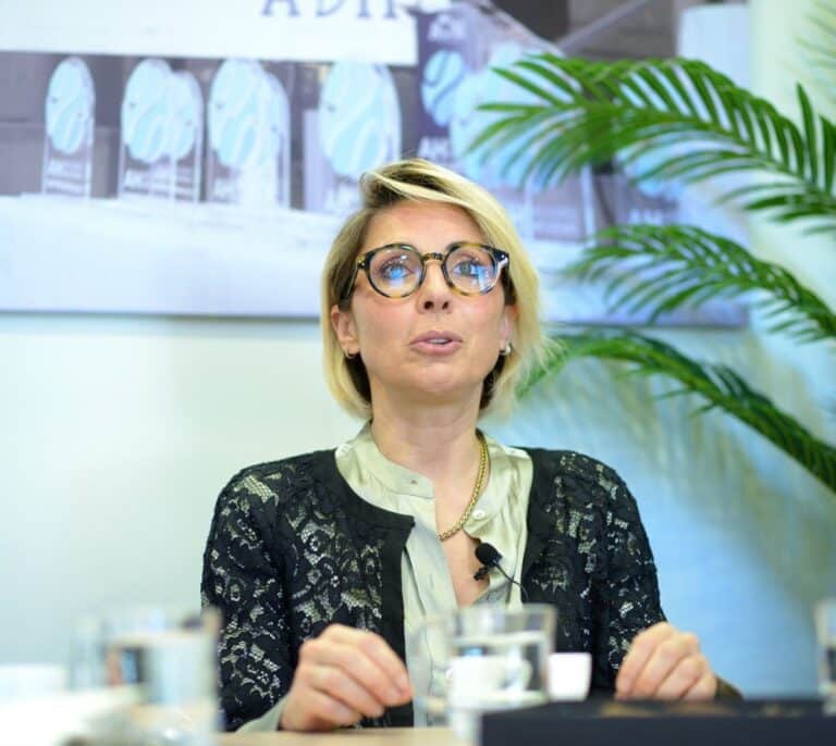 Adaptar el método educativo a las necesidades del mercado laboral, el objetivo de la Universidad Europea de Canarias
