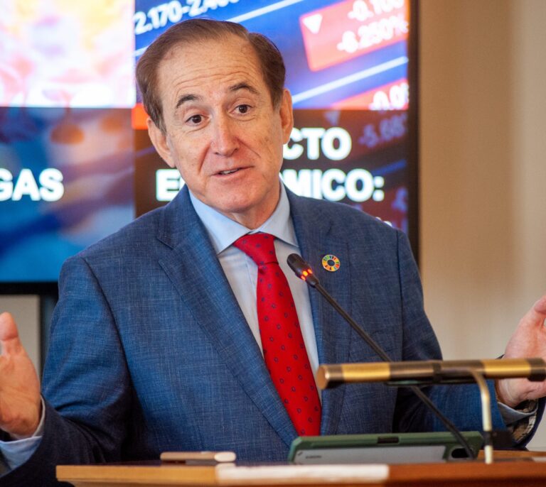 Mapfre avisa de que los asegurados de coches "van a pagar más"