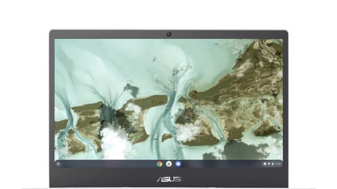 Descuento en este Chromebook Asus Chromebook de Asus CX1400CNA-BV0178 de frente con fondo de pantalla en tonos verdes