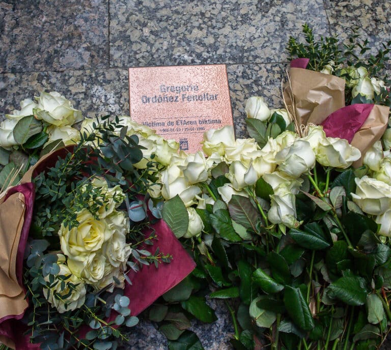 ETA, GAL, Yihadismo... los 400 monumentos del 'mapa de la violencia' de España