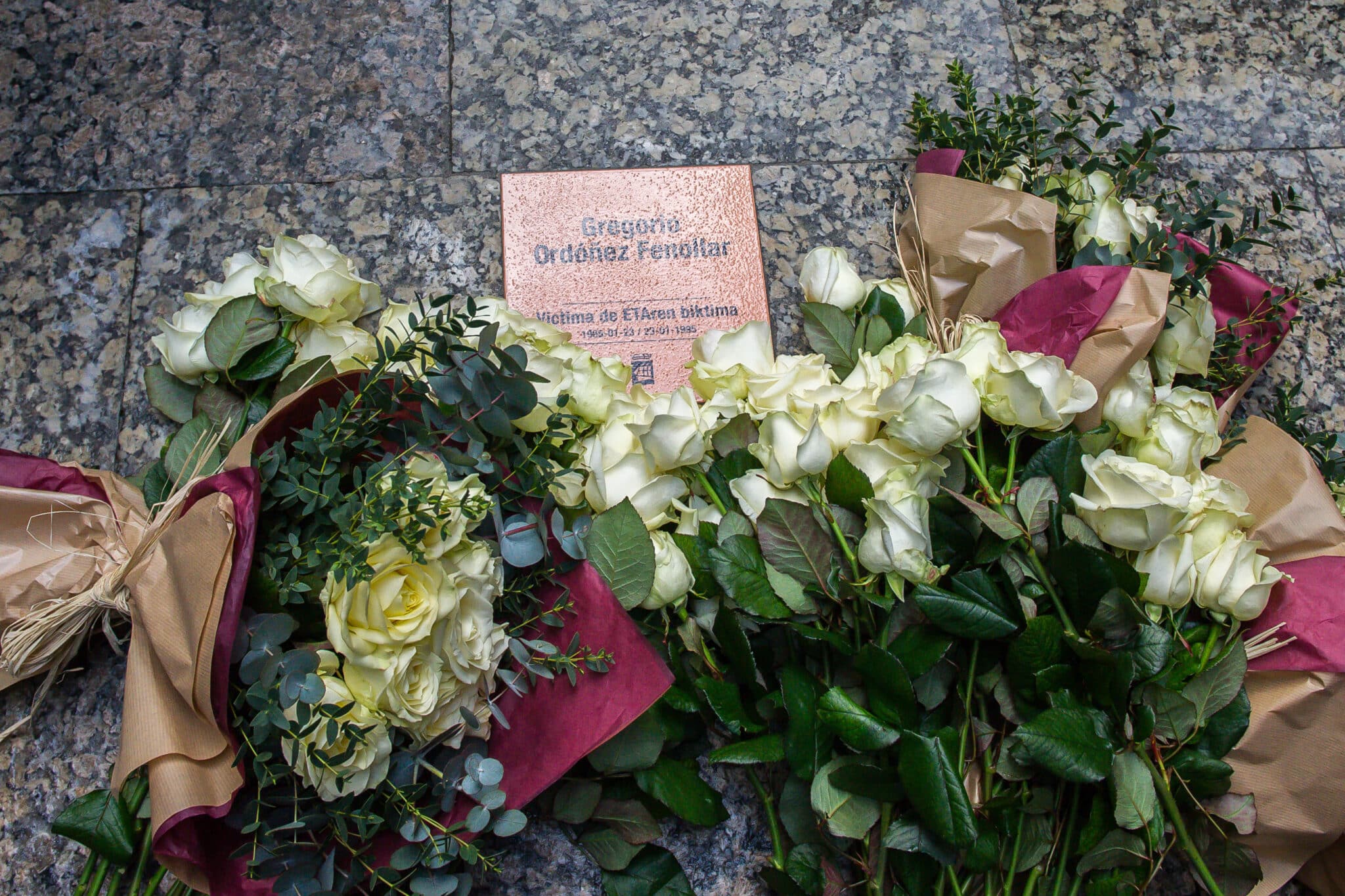 ETA, GAL, Yihadismo... los 400 monumentos del 'mapa de la violencia' de España