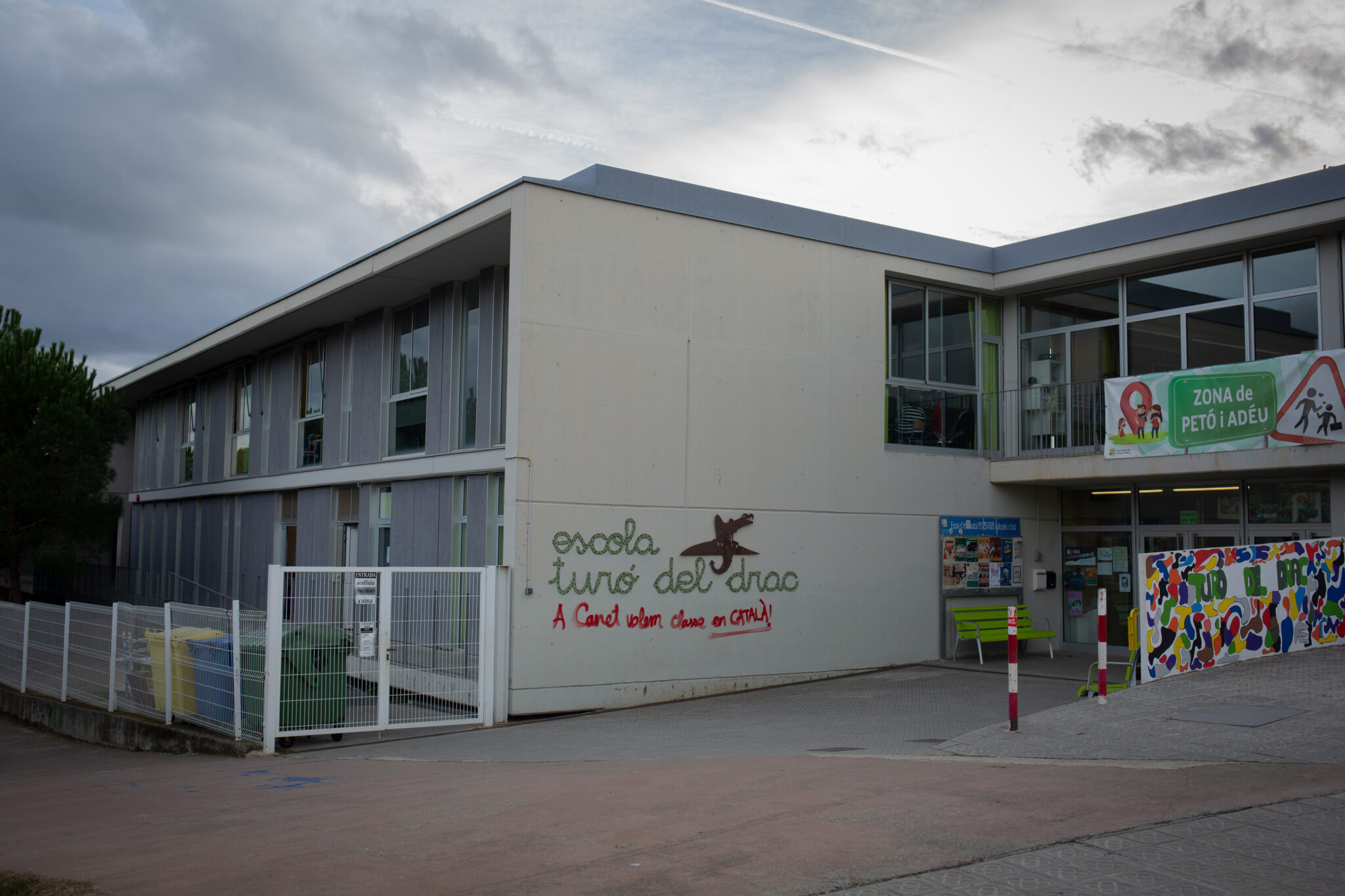 La Justicia confirma el 25% de castellano en la escuela de Canet tras desestimar el recurso de las familias