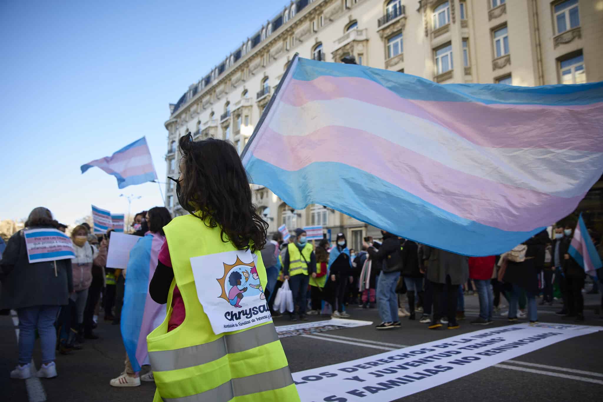 Concentración por los Derechos Humanos de la Infancia y Juventud Trans, frente al Congreso de los Diputados