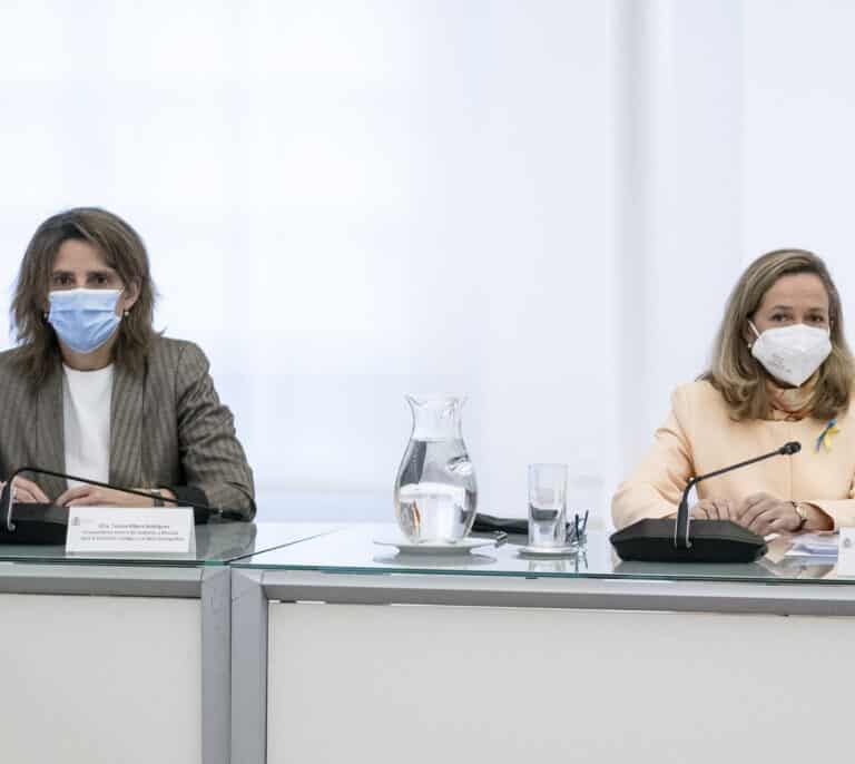 Calviño y Ribera aún tienen 10.000 millones de fondos europeos sin destino