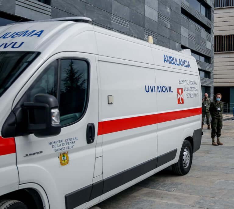 Muere un conductor tras salirse de la vía y quedar atrapado en el guardarraíl en Moralzarzal