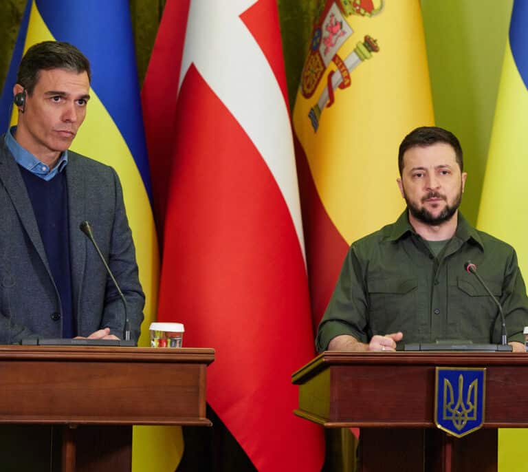 Sánchez traslada a Zelenski el apoyo de España a la entrada de Ucrania en la UE