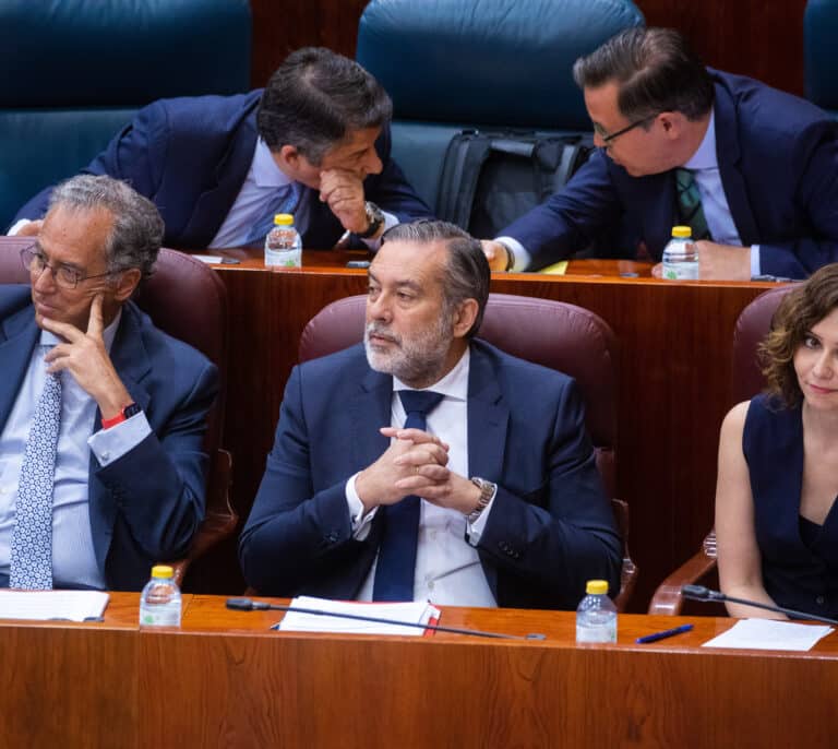 Ayuso nombra a Ossorio vicepresidente y lo confirma como 'hombre fuerte' de su Gobierno