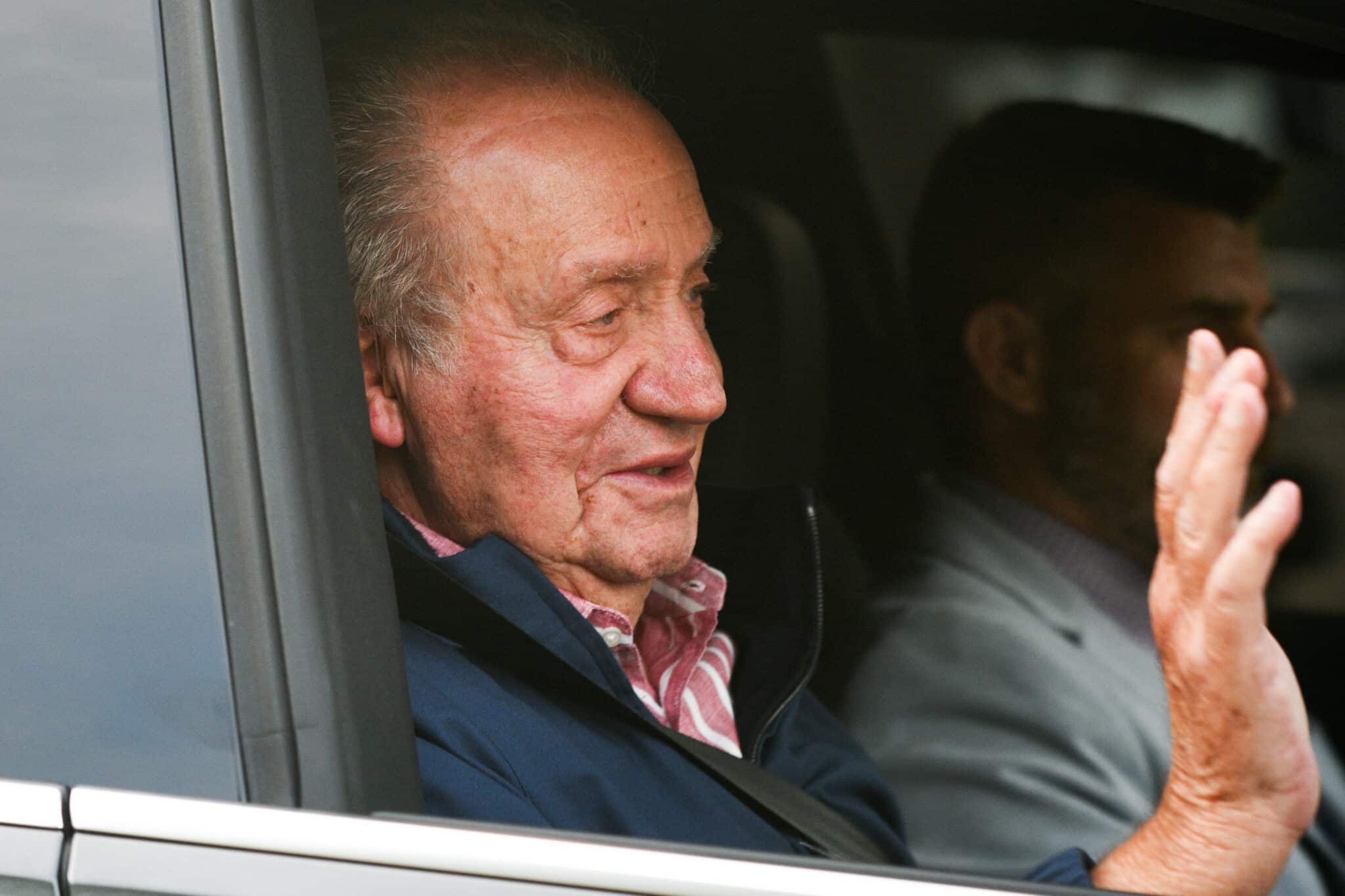 El Rey Don Juan Carlos I sale de la Zarzuela en su última visita a España