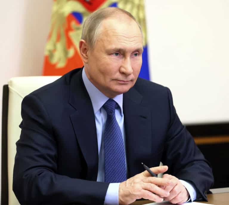 Putin advierte a Occidente: "Atacaremos objetivos nuevos si Ucrania recibe misiles de largo alcance"