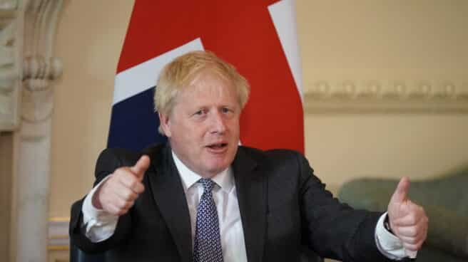 Primer Ministro de Reino Unido, Boris Johnson en un encuentro con el Primer ministro de Portugal