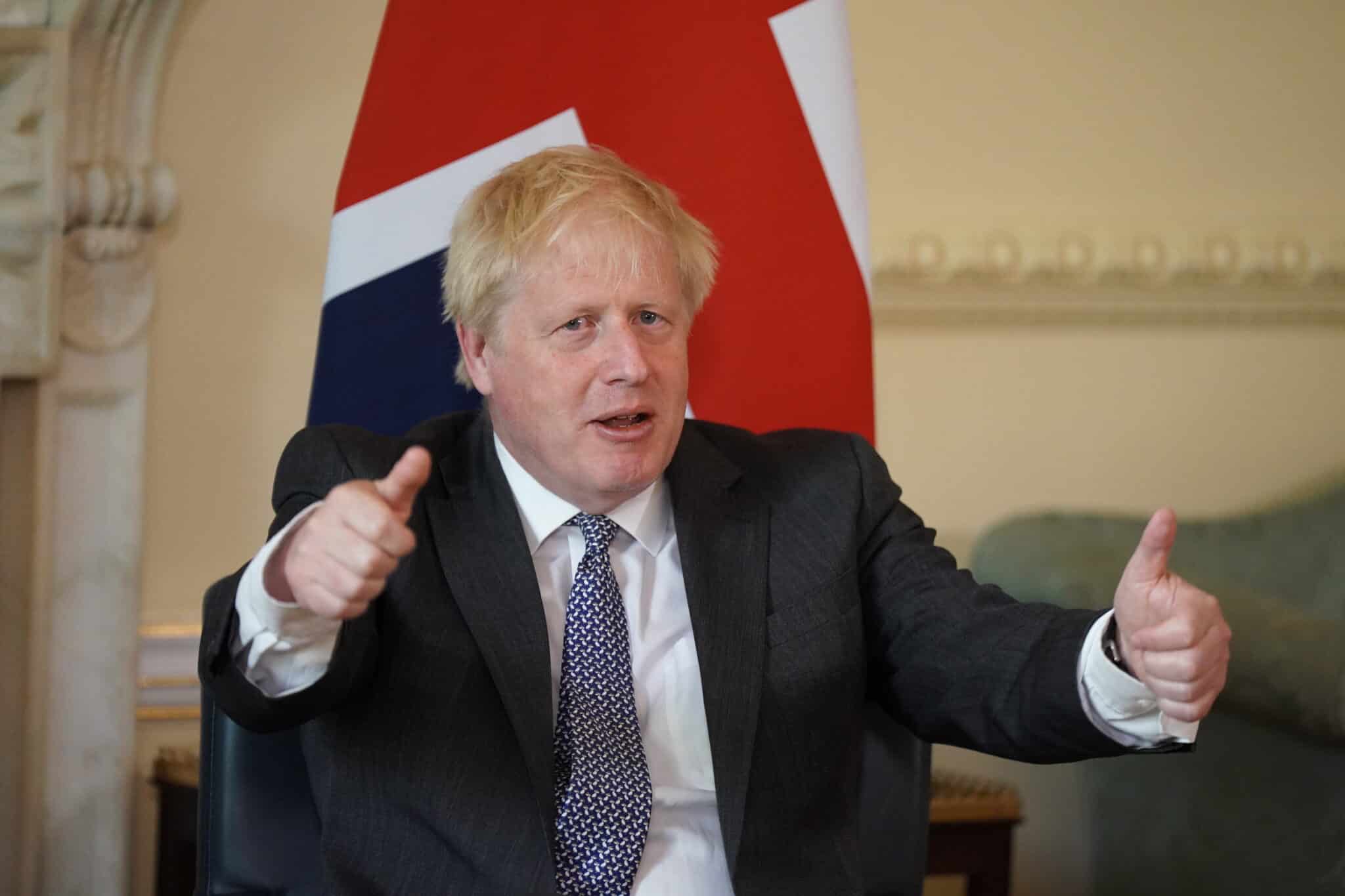 Primer Ministro de Reino Unido, Boris Johnson en un encuentro con el Primer ministro de Portugal