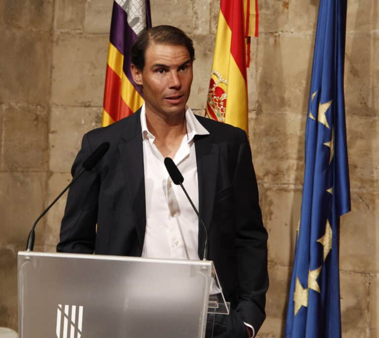 ¿Por qué recibe Nadal la Gran Cruz del Mérito Naval ?