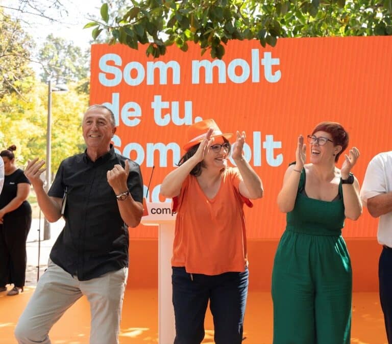 Baldoví dice que pone "la mano en el fuego" por Oltra y avisa a Puig: "Decisiones unilaterales ni una"