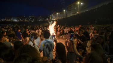 Detienen a dos personas por abusos sexuales en la noche de San Juan en A Coruña
