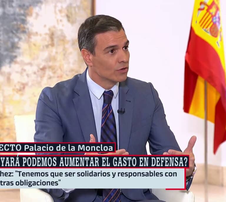 Sánchez señala a los “cenáculos madrileños de señores con puros” que quieren liquidarle