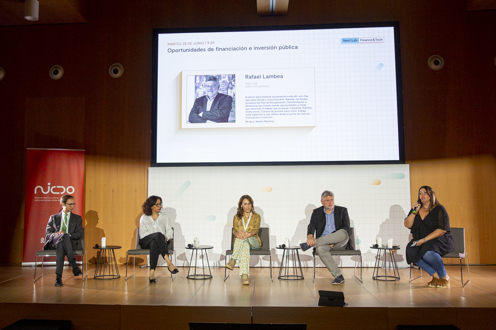 (I-D) Héctor Delvaulx, Cristina Morales, Juana Moreno, Rafael Lambea y Nathalie Martínez