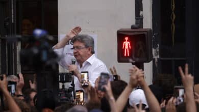 La izquierda francesa, unida solo para llegar a la Asamblea Nacional, se rebela contra Mélenchon