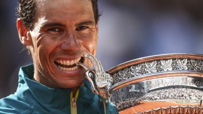 Nadal-lesin-pie-roland-garros
