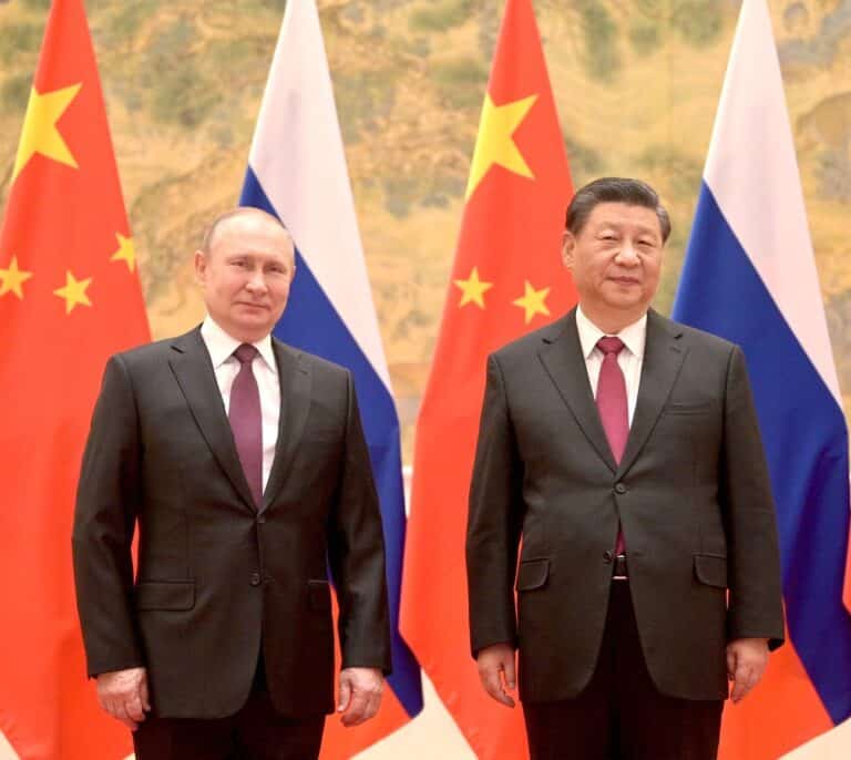 Tras Rusia la OTAN apunta a China y dibuja un mundo en bloques