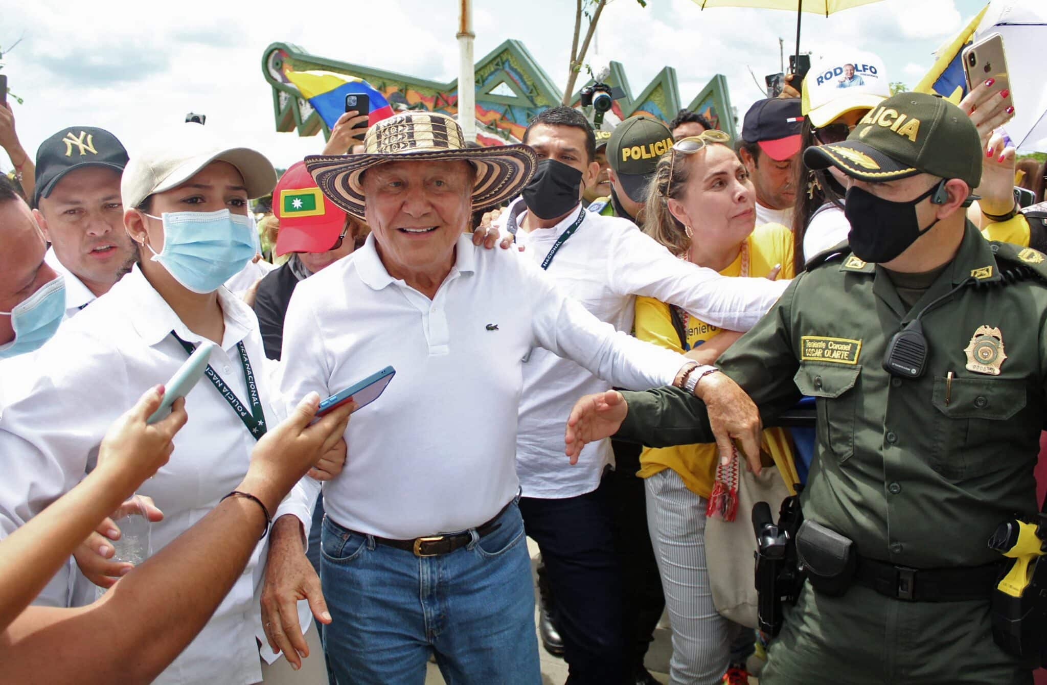 Rodrigo Hernández en campaña electoral