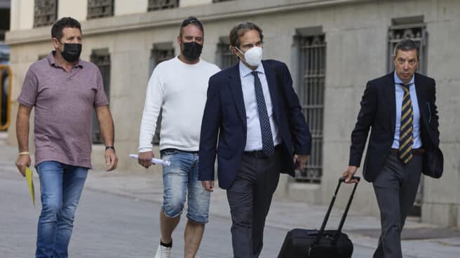 Los tres supervivientes del naufragio del Villa de Pitanxo declaran por primera vez tras el accidente