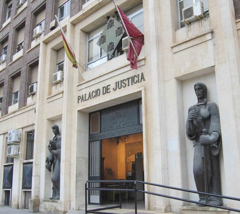 15 años de prisión para la acusada de matar a su bebé recién nacido en Yecla