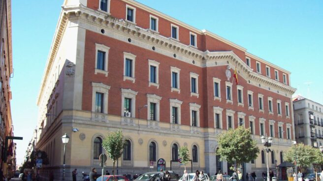 La Fiscalía del Tribunal de Cuentas abre diligencias a Más Madrid por una financiación ilegal Cara este del Tribunal de Cuentas de España