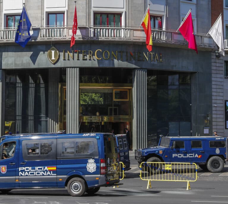 Acaba la cumbre de la OTAN y Almeida se enorgullece de los madrileños