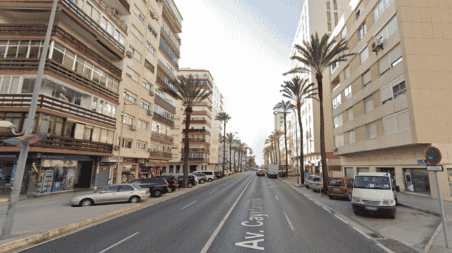 Avenida Cayetano del Toro, paralela al Paseo Marítimo de Cádiz.