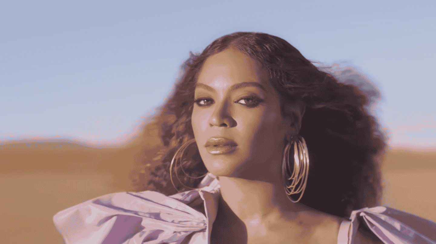 Beyoncé en su videoclip 'Spirit'