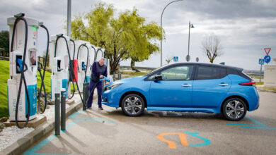 La falta de Gobierno deja en el limbo las ayudas a la compra de coches eléctricos