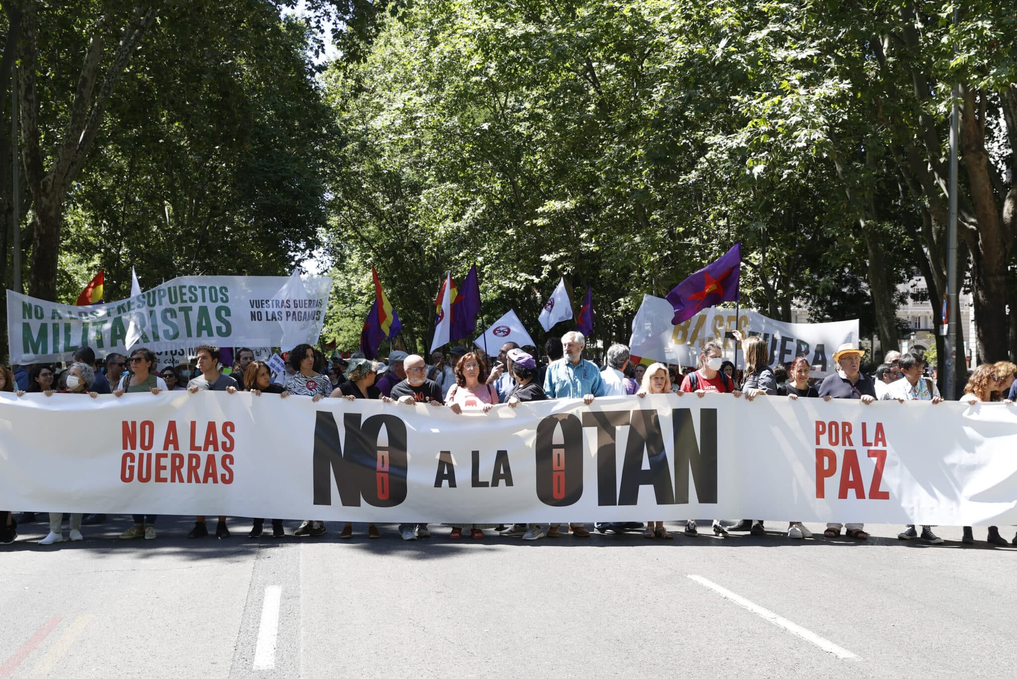 2.200 personas acuden a la manifestación en contra de la OTAN en Madrid