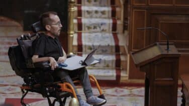 El discurso de Echenique en aragonés: "Ye un honor ta yo poder prenunciar..."
