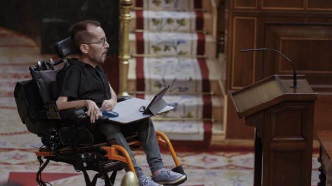 Pablo Echenique, en el Congreso de los Diputados. Pablo Echenique, en el Congreso de los Diputados.