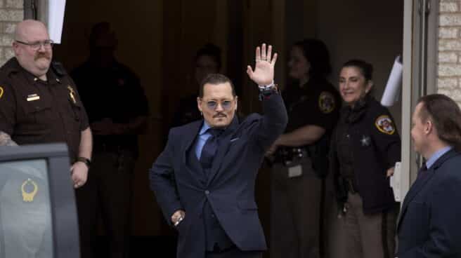 Demanda por difamación de Depp contra Heard en el Tribunal de Circuito del Condado de Fairfax Johnny Depp, el actor estadounidense, tras salir del juicio contra Amber Heard, su exmujer