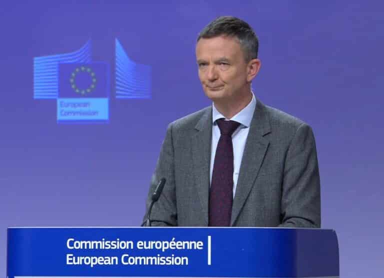 Bruselas insta a Argelia a que restablezca el comercio con España