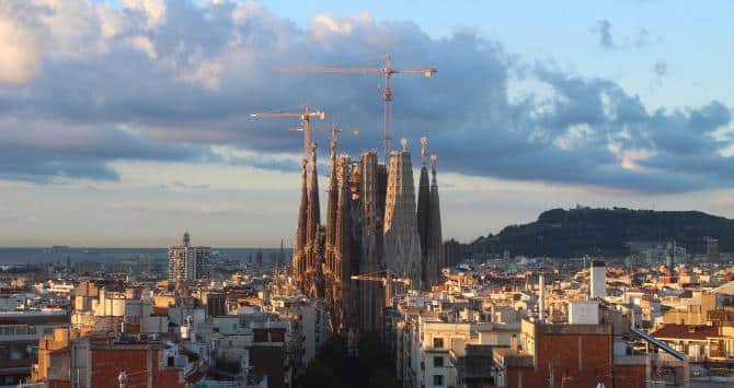 La Sagrada Familia sortea 9.000 entradas gratuitas para visitar la basílica