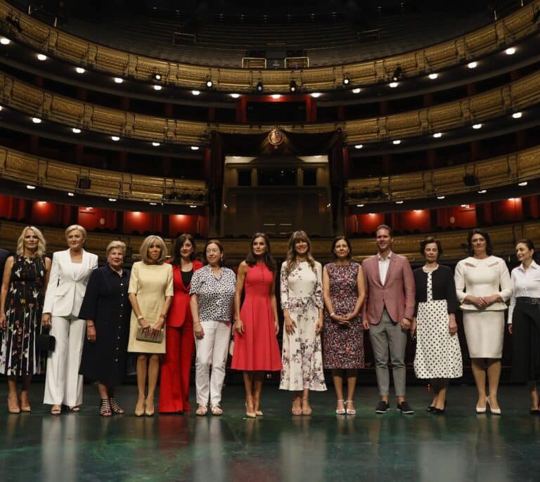 Letizia cierra los actos de la 'Cumbre paralela de la OTAN': sus aciertos (y errores) como anfitriona estos días