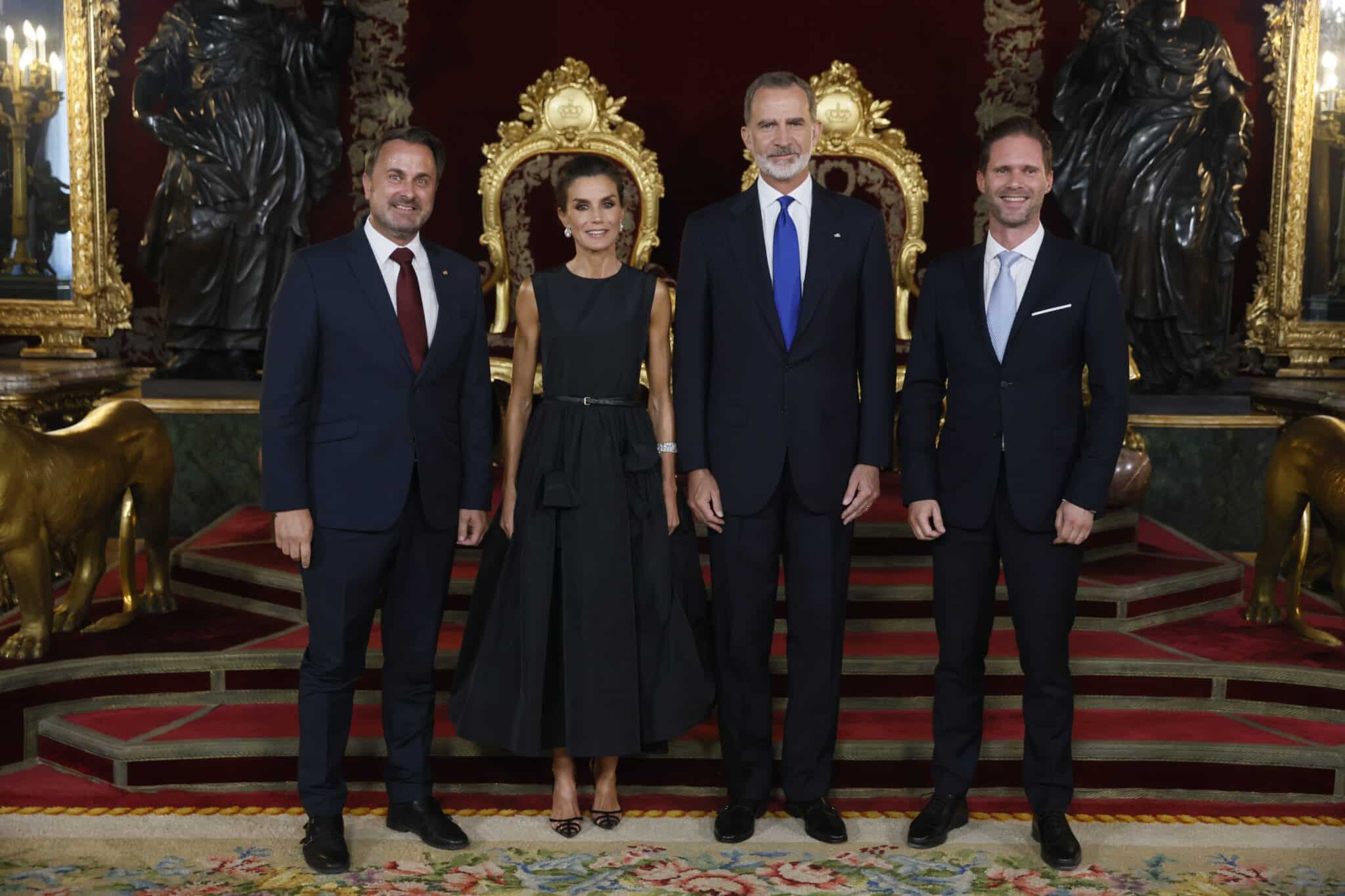 Xavier Bettel y Gauthier Destenay, la "parejaza" de la cumbre de la OTAN de la que todo el mundo habla