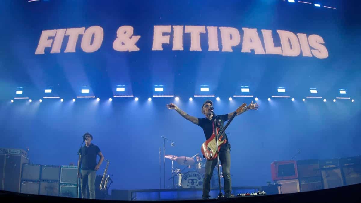 Fito y Fitipaldis llenan San Mamés de mucho 'rock and roll'