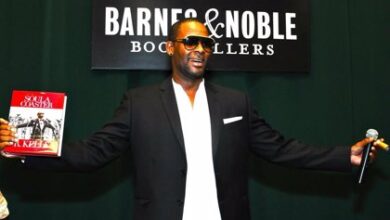 El cantante R. Kelly, condenado a 30 años de cárcel por abusos y tráfico sexual de mujeres y niñas